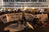 Concentración de denuncia en València en solidaridad con las personas sin techo